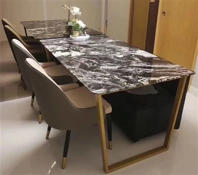 Црни мермерни врхови